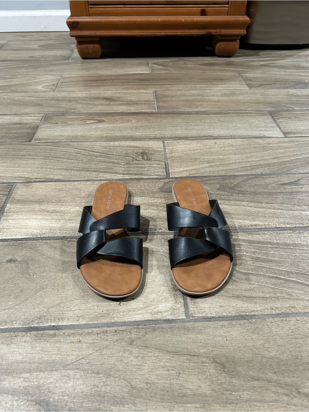 Women’s Black Cross-Strap Slide Sandals